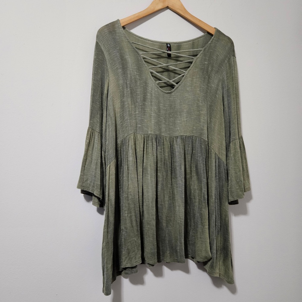 Vision‎ USA Olive Green Lattice V-Neck Babydoll Tunic Top Bell Sleeve Large